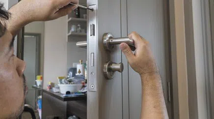 Amber Locksmith Store Charlotte, NC 704-413-1106 - Lock-installation